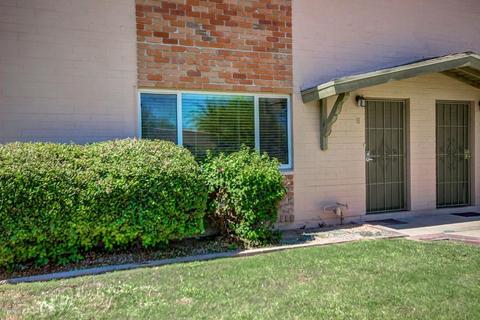 1207 N Santa Rosa Ave