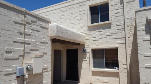 1207 N Santa Rosa Ave