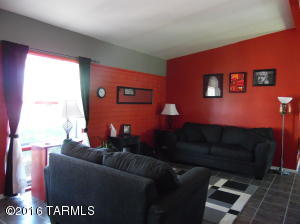 For Sale: 5918 E 33rd St Tucson, AZ 85711