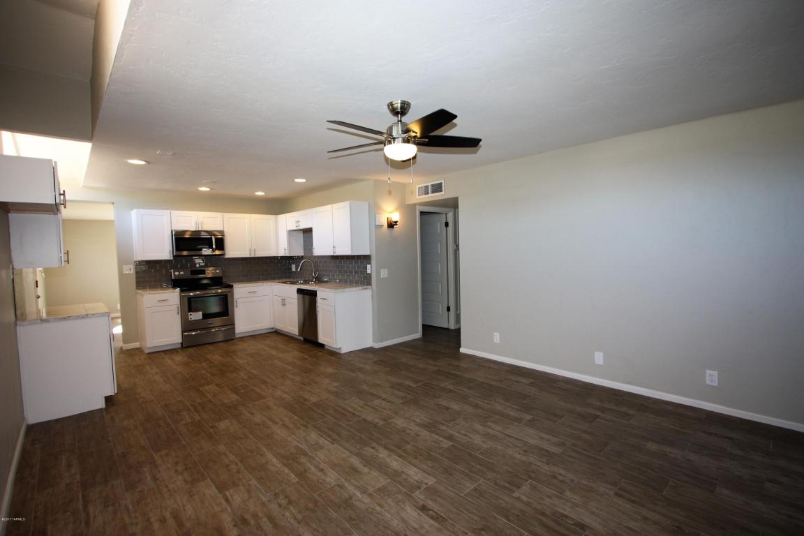 5701 E Glenn St #126