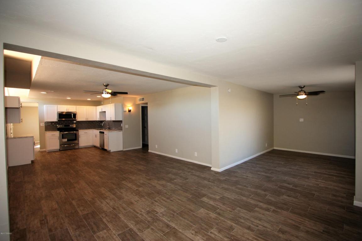 5701 E Glenn St #126