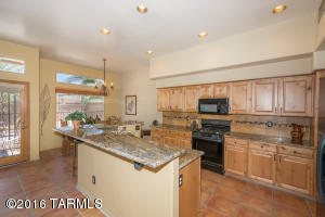 For Sale: 2462 N Quesnel Loop Tucson, AZ 85715