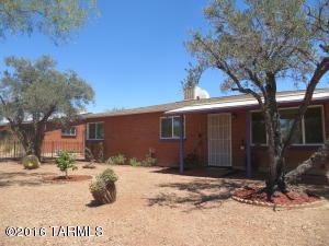 For Sale: 2931 E Seneca St Tucson, AZ 85716