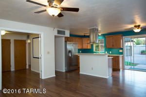 For Sale: 2931 E Seneca St Tucson, AZ 85716