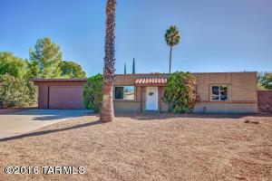 9840 E Mary Dr