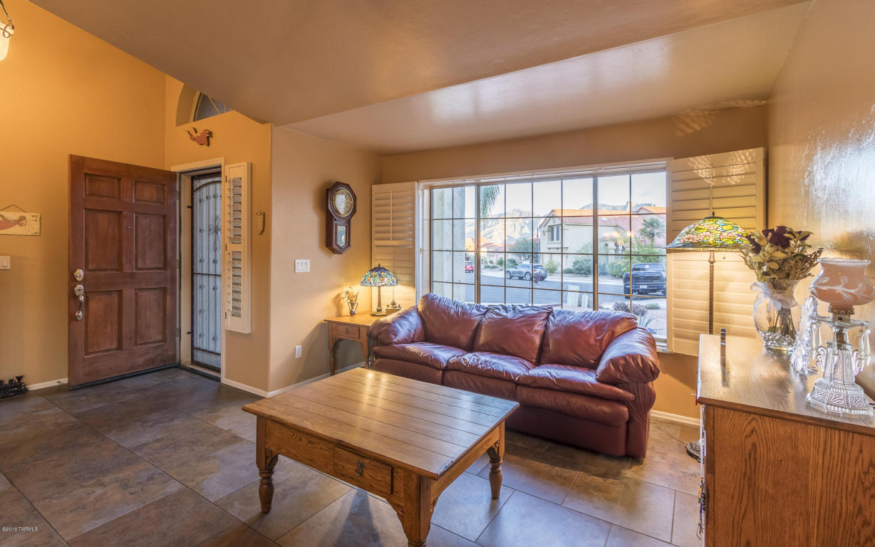 990 W Antelope Creek Way