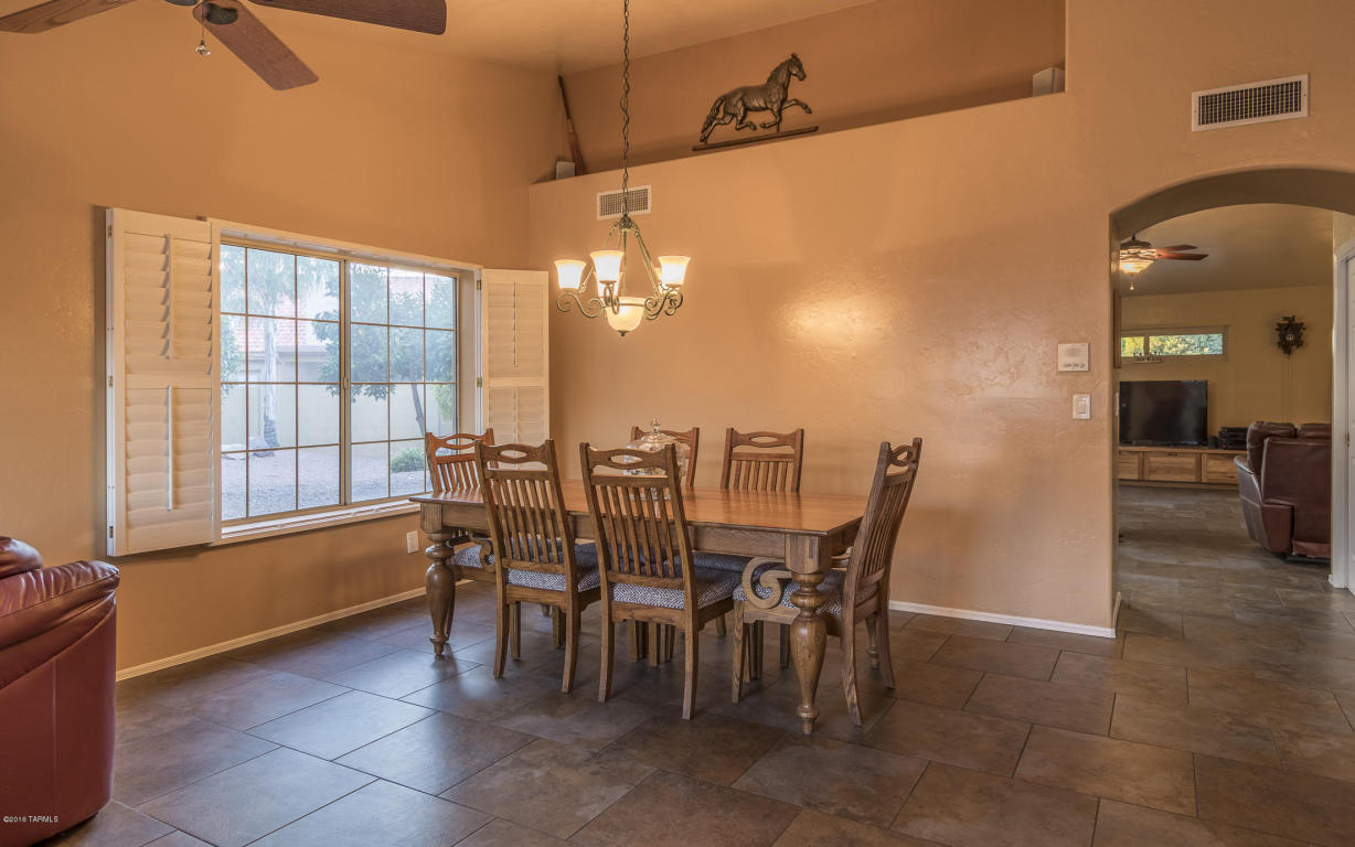 990 W Antelope Creek Way