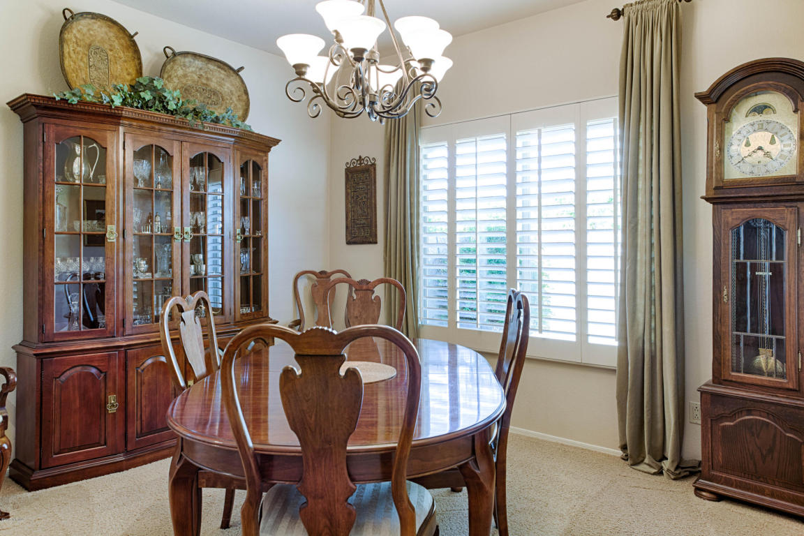 276 W Sugar Loaf Rd
