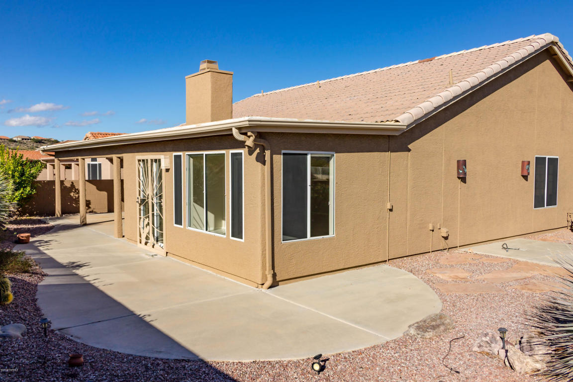 38255 S Rolling Hills Dr