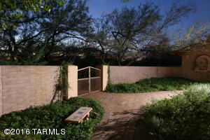 5048 E Golder Ranch Dr