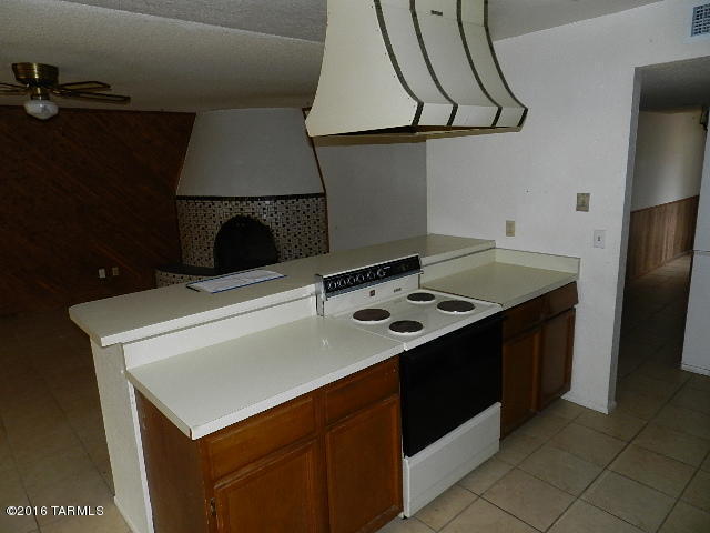 7439 N Camino De Oeste