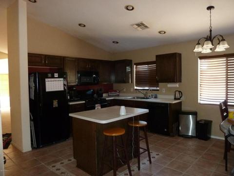 8793 N Maple Ridge Pl