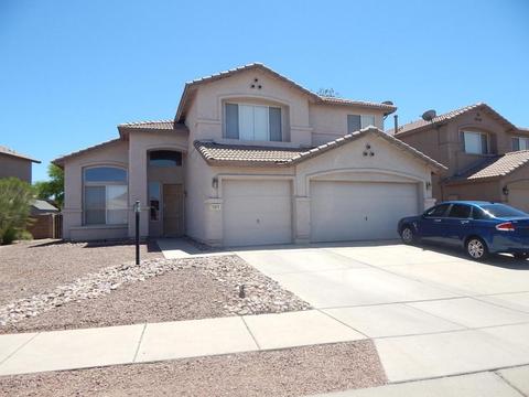 8793 N Maple Ridge Pl