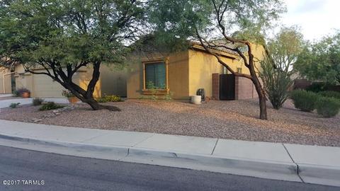 7635 W Gold Rock Pl
