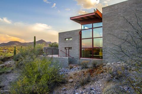 2560 E Camino Juan Paisano