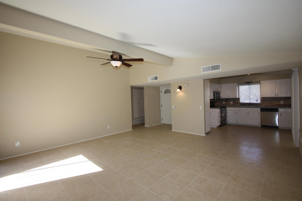 9027 E Calle Norlo