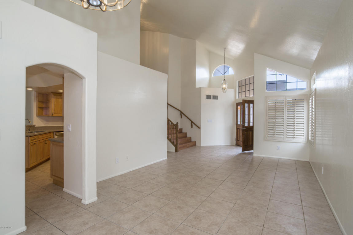 9805 E Sandcastle Ct