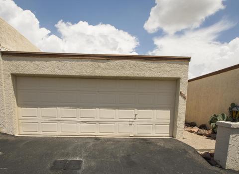 3529 N Sierra Madre Dr