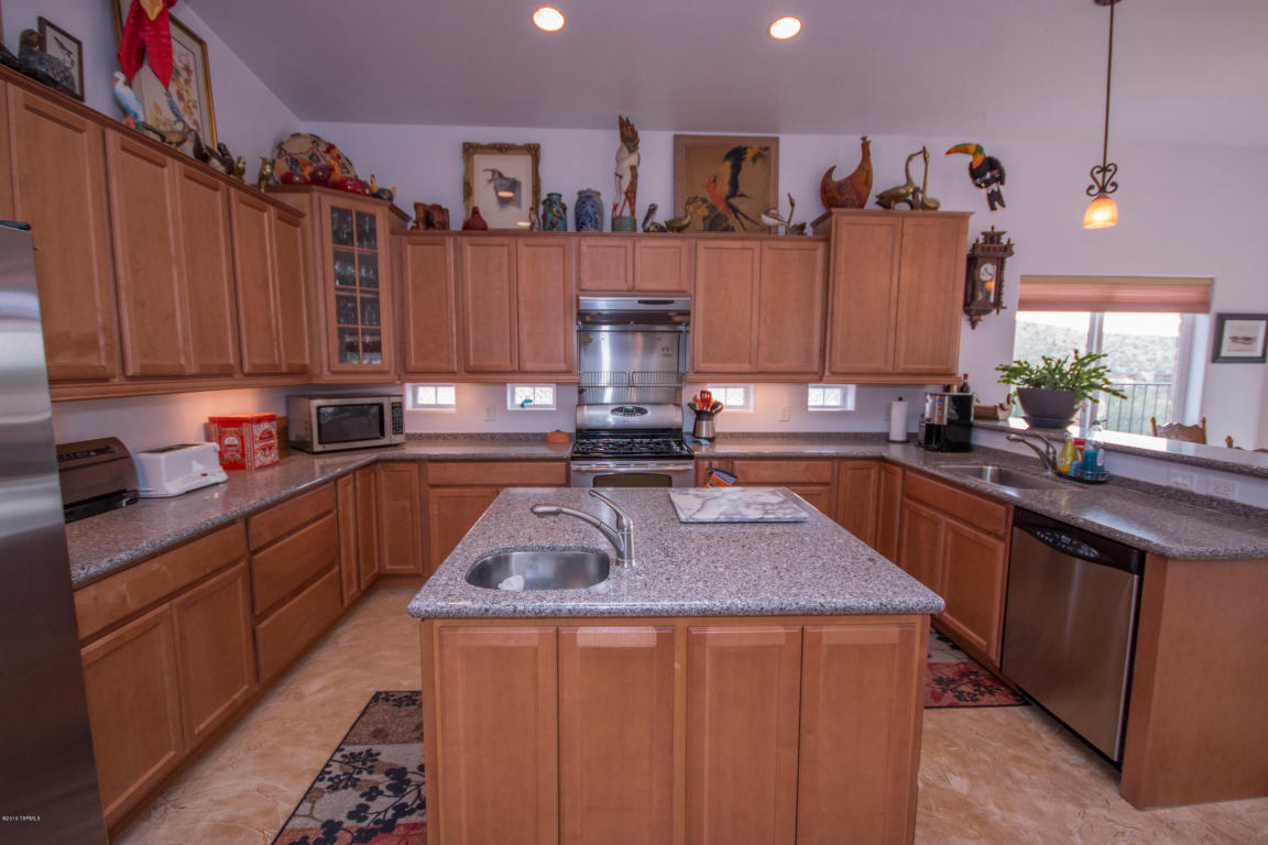 7834 E Pristine Pl