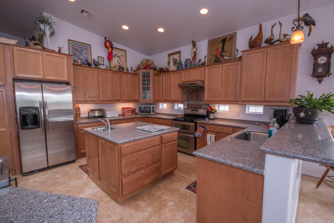 7834 E Pristine Pl
