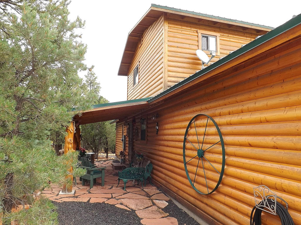 3088 Ponderosa Rd
