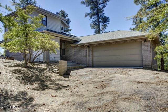711 Crosscreek Dr