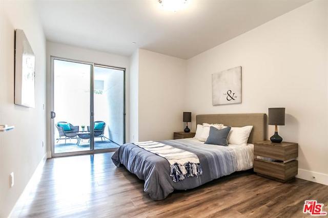 1101 S Harvard Blvd #208