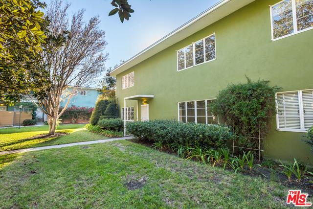 5420 Village Grn