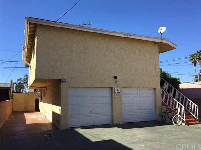 648 Amador St