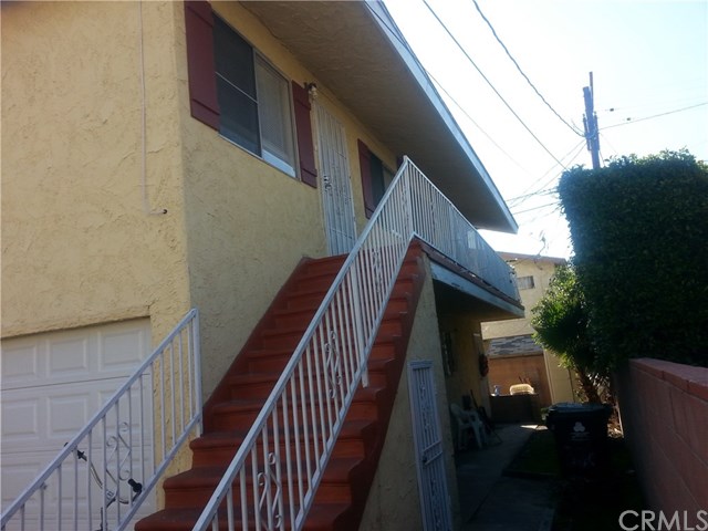 648 Amador St