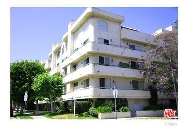 2125 S Bentley Ave #101