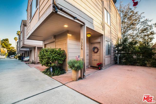 709 Micheltorena St #1/2