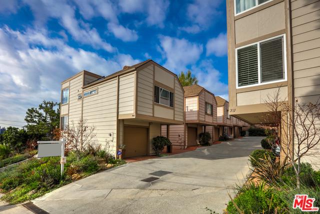 709 Micheltorena St #1/2