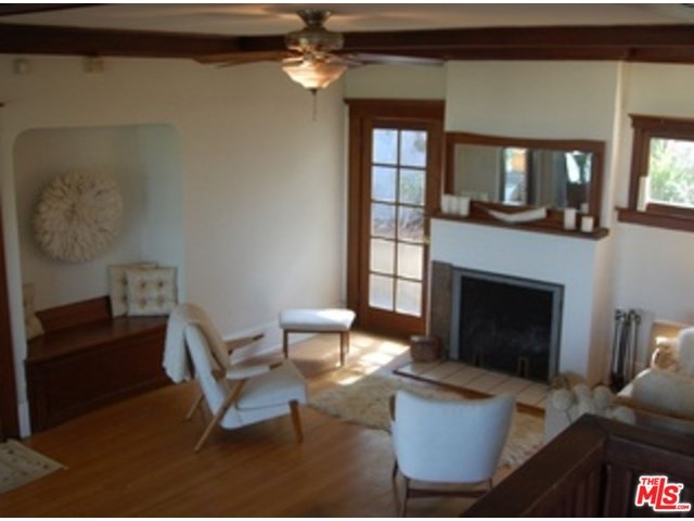 For Sale: 1624 Landa St Los Angeles, CA 90026