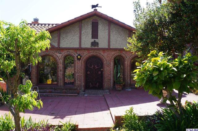 2212 Jerome Way