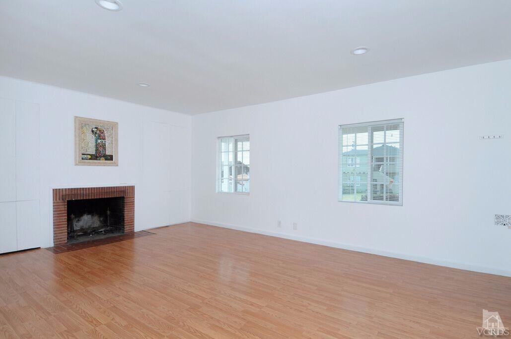 For Sale: 4455 W 59th Pl Los Angeles, CA 90043