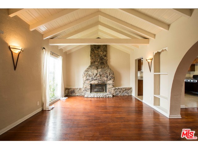 For Sale: 2307 W 74th St Los Angeles, CA 90043