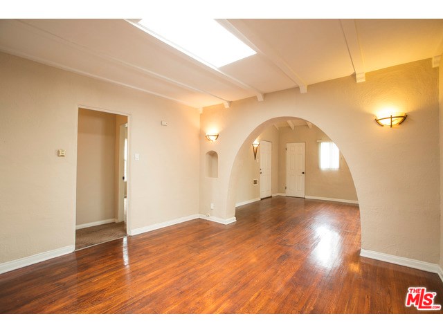 For Sale: 2307 W 74th St Los Angeles, CA 90043