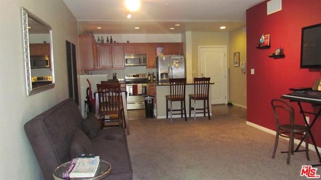 6174 Buckingham #305