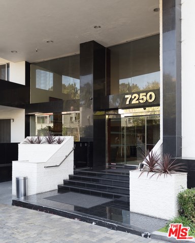 7250 Franklin Ave #607