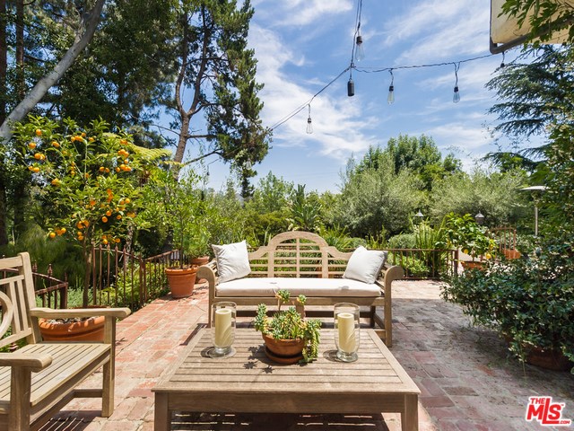 For Sale: 7670 Seattle Pl Los Angeles, CA 90046