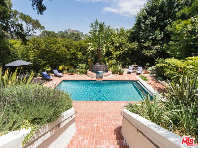 For Sale: 7670 Seattle Pl Los Angeles, CA 90046