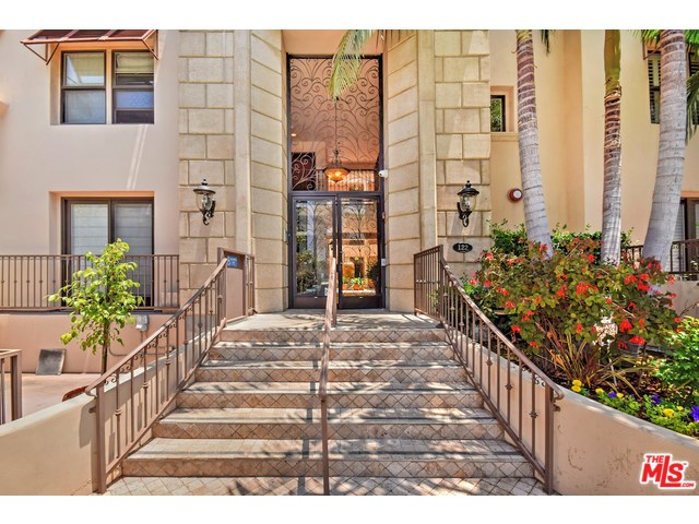 For Sale: 122 N Clark Dr #102 Los Angeles, CA 90048