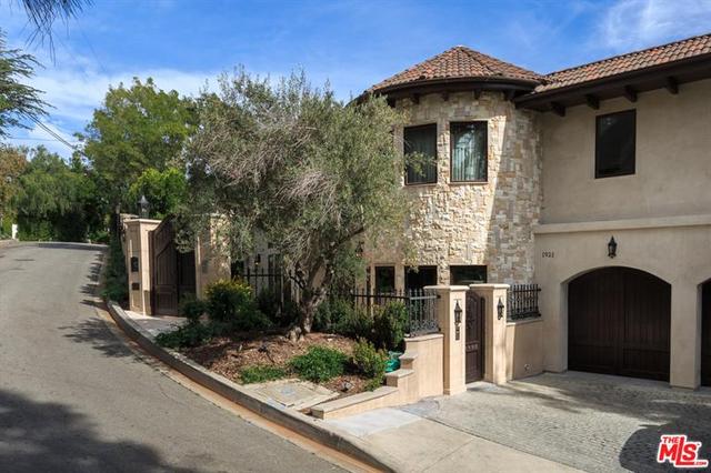 1979 Stradella Rd