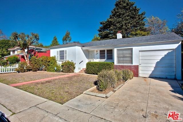 2756 S Bentley Ave