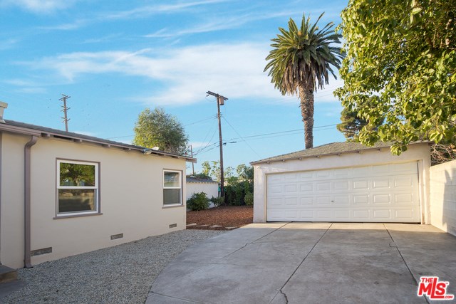 11293 Brookhaven Ave