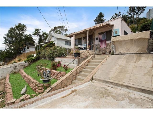 1215 Isabel St