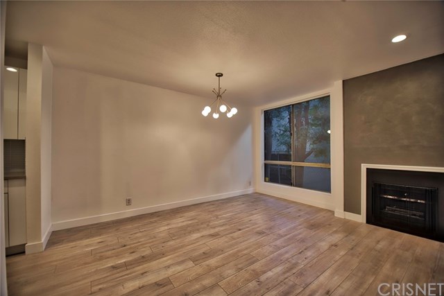 1318 N Crescent Hts #102