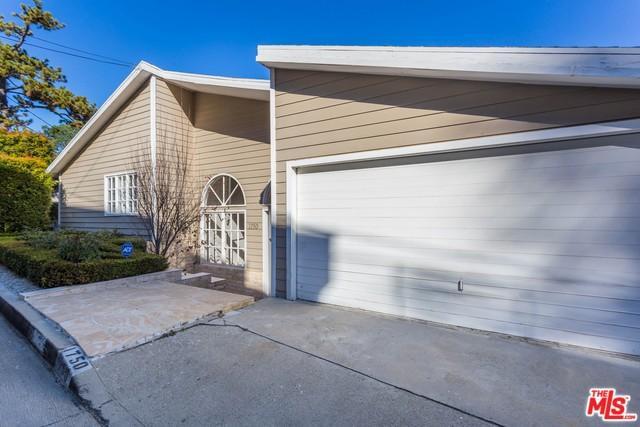 2737 Ellison Dr
