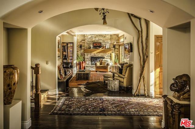 8416 Skyline Dr